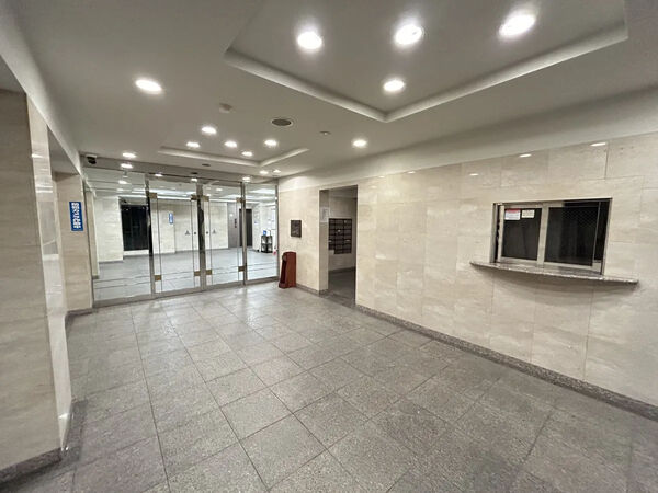 【グラン・コート豊田本町】エントランス