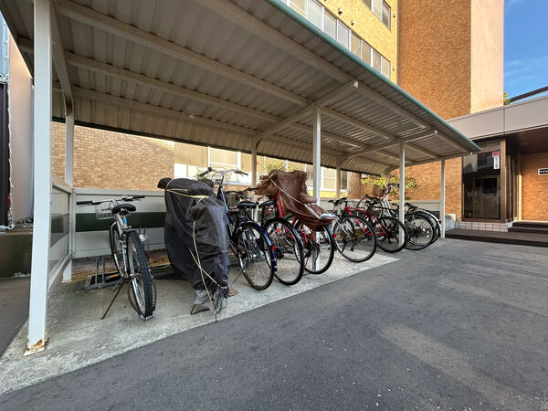 【アプロード宮丘公園】駐輪場