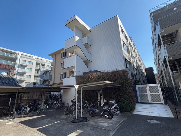 【ラフィネール】外観