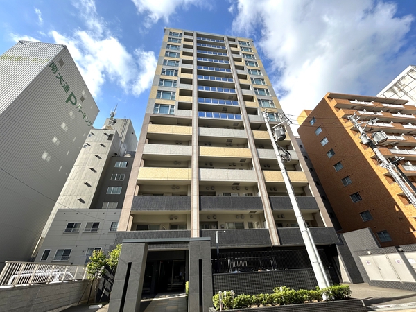 【ライオンズ大通公園ステーションレジデンス】外観