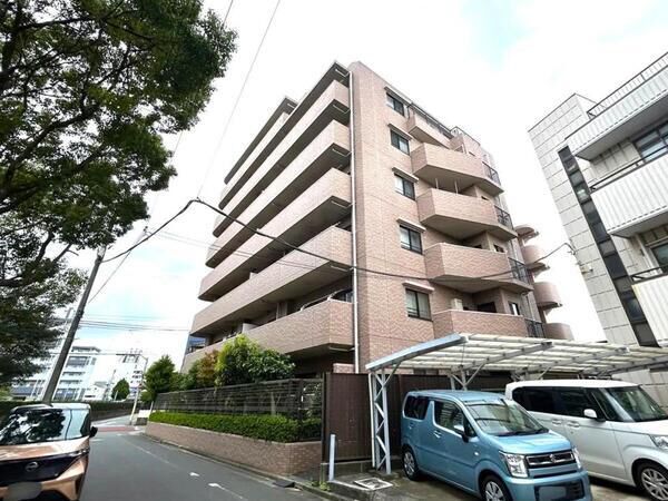 【ライオンズマンション篠崎八石公園】外観３