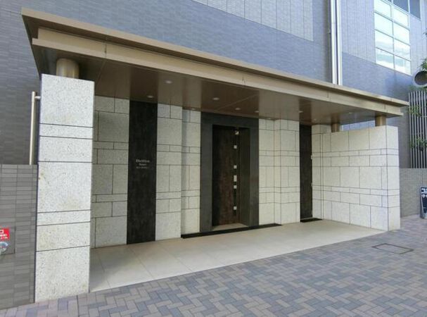 【Brillia Tower横浜東神奈川】エントランス