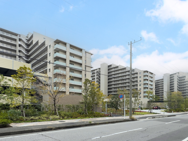 【ミハマシティ検見川浜Ⅱ街区】外観