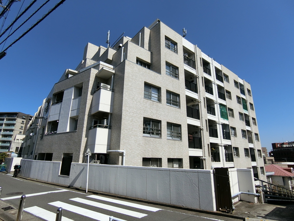 【陽輪台横浜反町】外観
