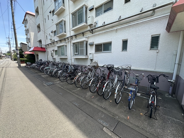 【宮原パークハイツ】駐輪場