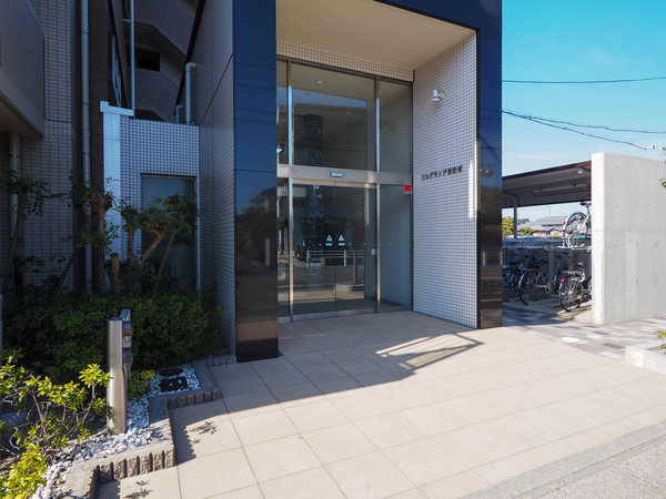 【エルグランデ新安城】エントランス 【エルグランデ新安城】エントランス