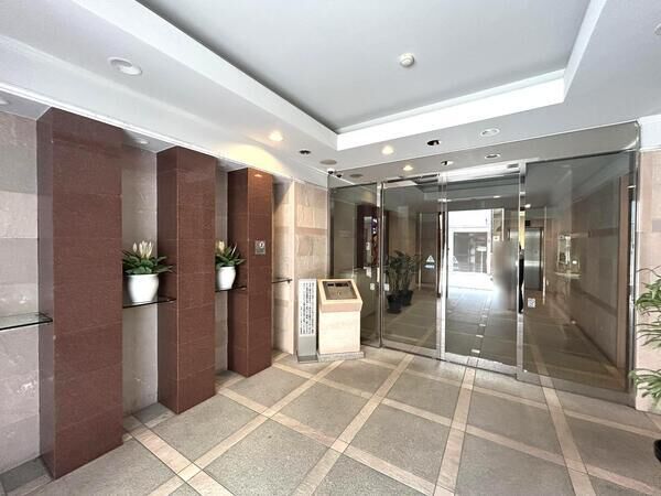 【日神パレステージ大宮シティ】エントランス 【日神パレステージ大宮シティ】エントランス