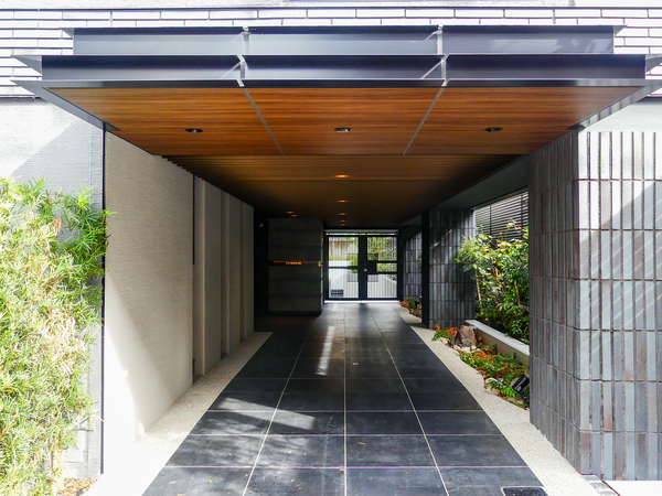 【ジオ市谷仲之町】エントランス 【ジオ市谷仲之町】エントランス