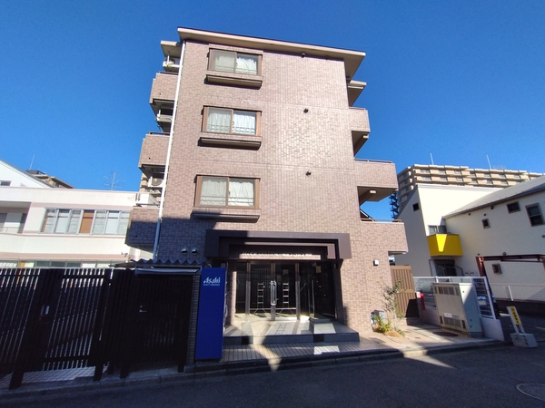 【ナイスアーバン横浜鴨居プロムナード】外観