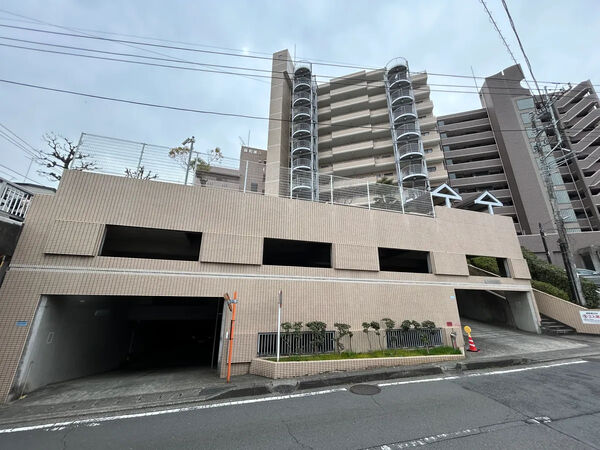 【パレスヒルズ石名坂】外観