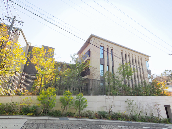 【プレミスト南山】外観