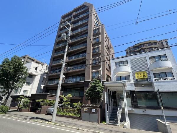 ファミール円山裏参道グランデージ