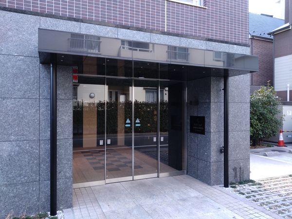 【ブライズ蒲田NORTH】エントランス