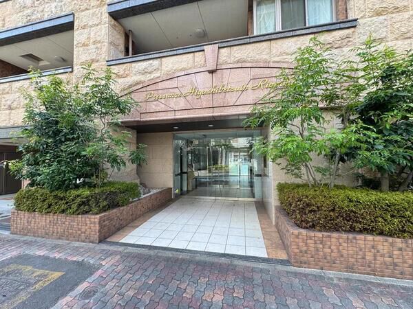 【プレサンス東別院リバーシア】エントランス1 【プレサンス東別院リバーシア】エントランス1