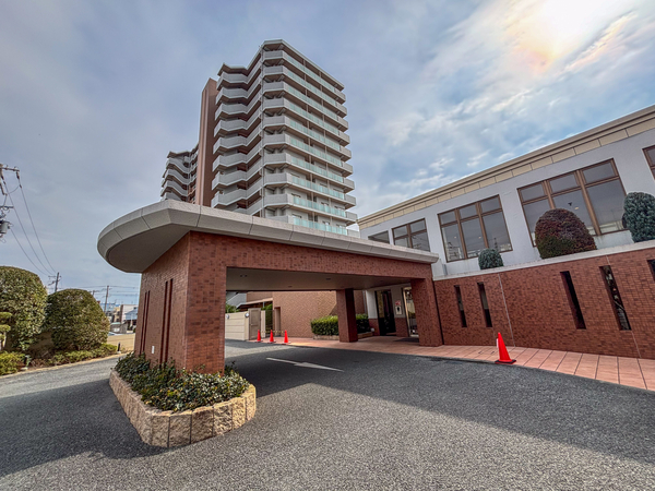 【コートヴィラージュ平野】エントランス