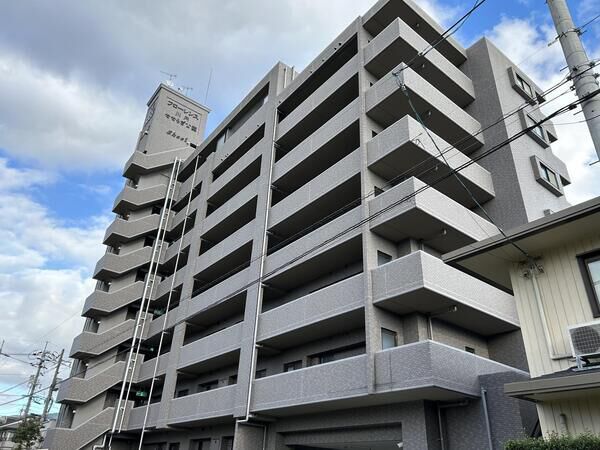 【フローレンス川内せせらぎ公園】外観