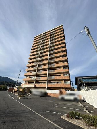 ヴェルディ五日市八幡リバーサイド