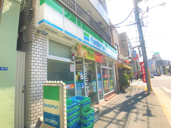 ファミリーマートヤマキ千田店