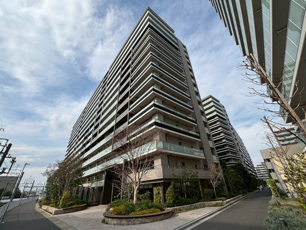 【ソライエグラン流山おおたかの森マークスクエア】外観