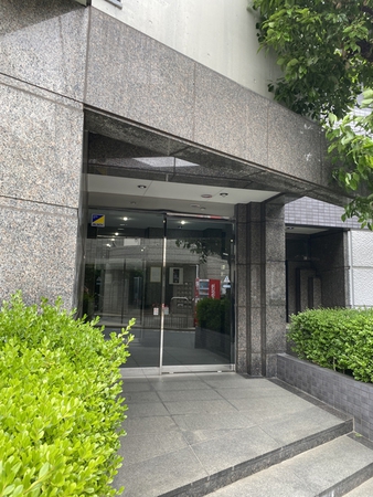【コスモプレイス氷川台】エントランス