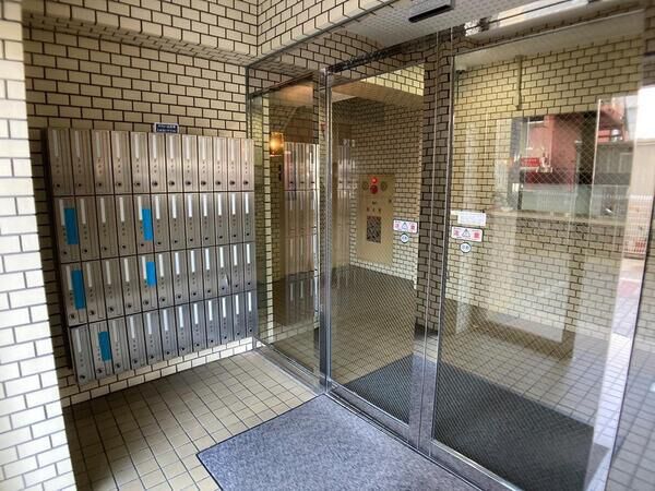 【チサンマンション大町】エントランス 【チサンマンション大町】エントランス