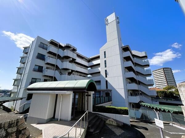 【牛田東パークマンション】＜外観＞