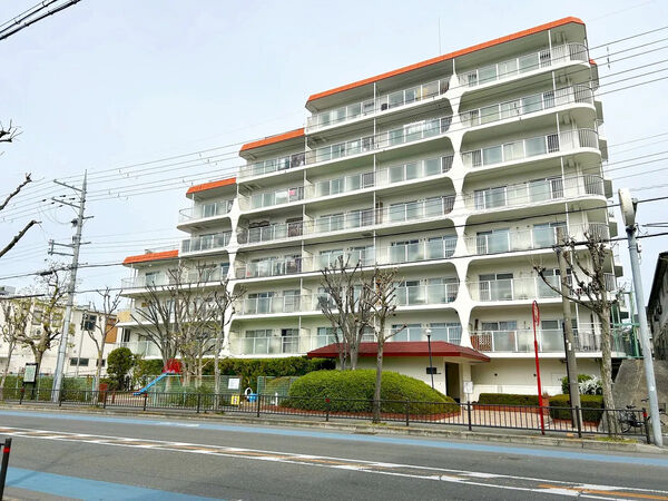 【豊中緑ヶ丘サンハイツ】外観 【豊中緑ヶ丘サンハイツ】外観