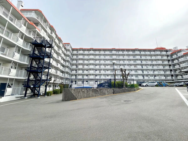 【豊中緑ヶ丘サンハイツ】外観 【豊中緑ヶ丘サンハイツ】外観