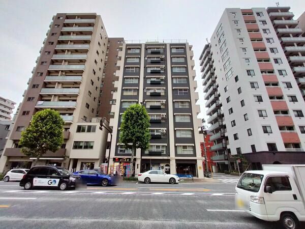 【ニュー浜町ダイヤマンション】外観写真