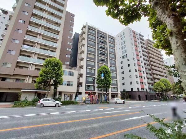 【ニュー浜町ダイヤマンション】外観写真