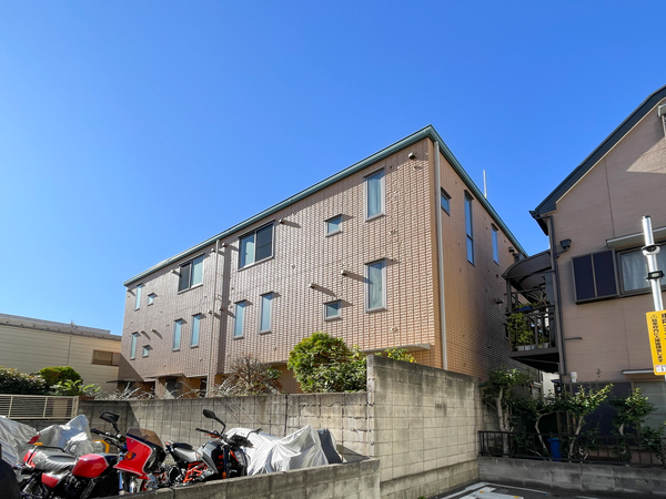 【アドニスガーデン】外観