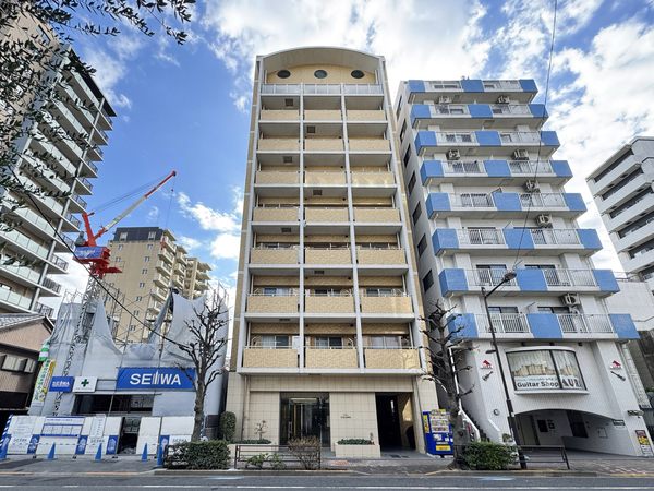 【ラトゥールオザワ】外観