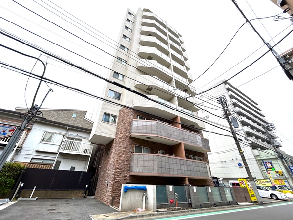 【スタジオデン横濱吉野町】建物外観