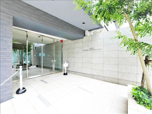 【グローリオ武蔵関】エントランス 【グローリオ武蔵関】エントランス