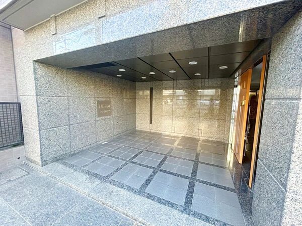 【千種春岡シティハウス】エントランス１