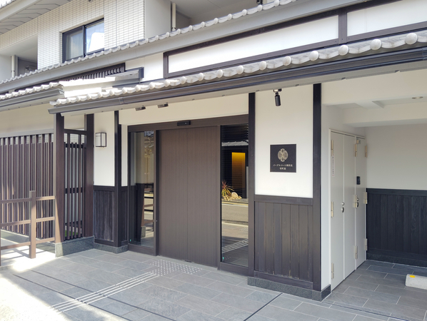 【イーグルコート御所北室町通】エントランス 【イーグルコート御所北室町通】エントランス