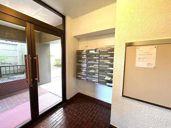 【興栄マンション片平】エントランス1 【興栄マンション片平】エントランス1