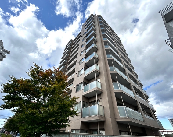 【エクセルシオール西町N10】外観