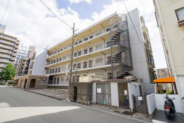 【日商岩井第5緑地公園マンション】外観