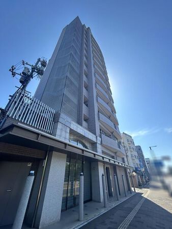 【比治山本町パーク・ホームズ】エントランス