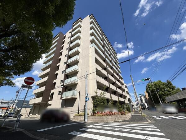 【ファミリアーレ神宮東第2】外観