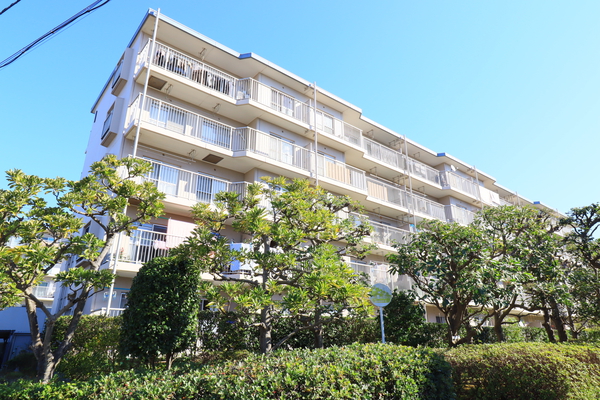 【サニーホームズ検見川】1号棟外観