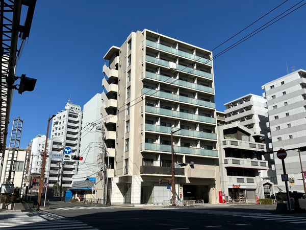 【レグラス横浜メディオ】外観