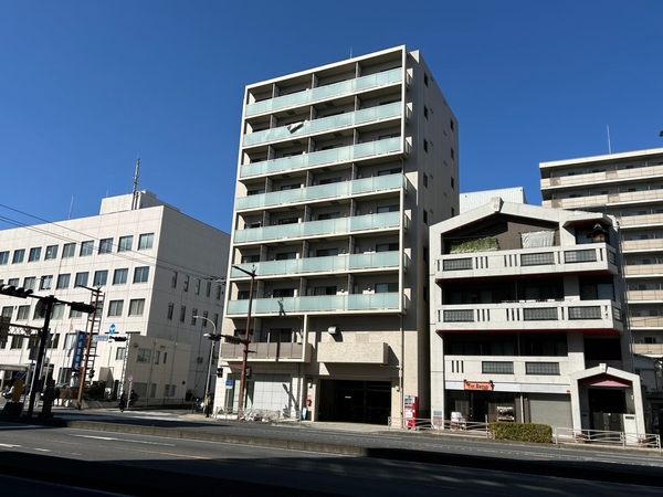 【レグラス横浜メディオ】外観