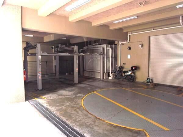 【チサンマンション新大阪十番館】共用部分（駐車場）1