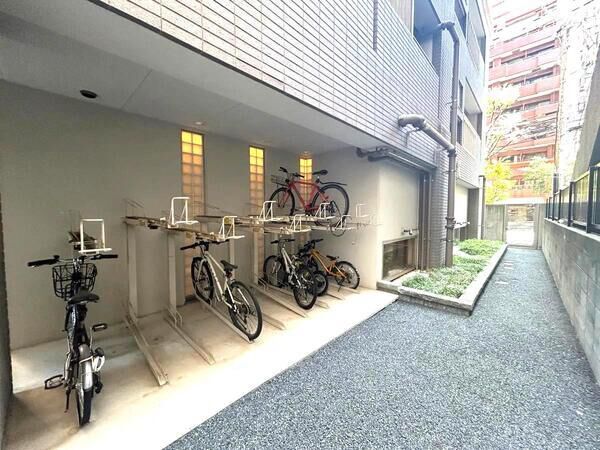 （駐輪場）2