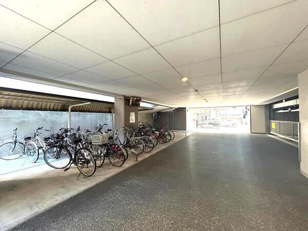 （駐輪場）1