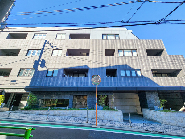 【ザ・パークハウス中目黒小川坂】外観