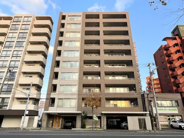 【リーベンデール宮の森】外観