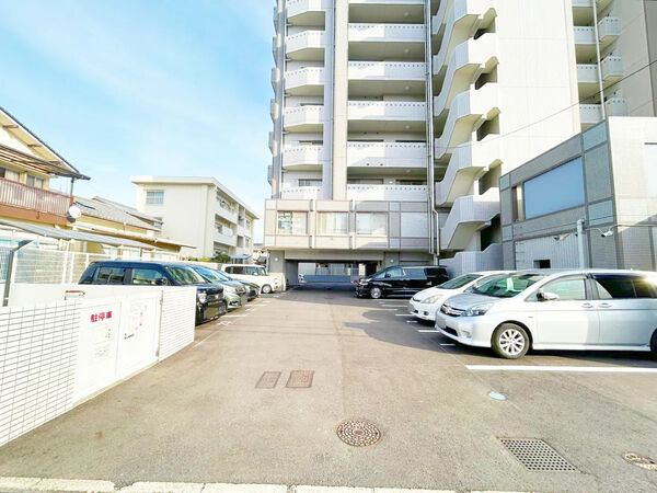 【ローレルコート廿日市住吉】駐車場
